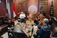 Pengurus SMSI Pusat yang dipimpin Ketua Umum Firdaus silaturahmi kepada Jaksa Agung ST Burhanuddin (Dok Foto SMSI Group)