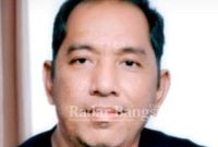 Lazarus Sandya Wella atau akrab disapa Sandy (40), pemimpin redaksi Kabar Tegal