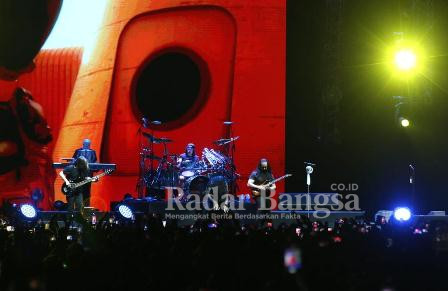  Gelaran konser band asal Amerika Serikat Dream Theater bertajuk Top of The World Tour di Solo, 10 Agustus 2022
