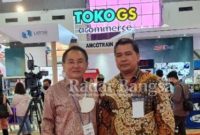 President Director Multi Group Roger Tjakradisurya (kiri) saat hadiri Apkasi Procurement Network (APN) 2022. (Dok. Istimewa)