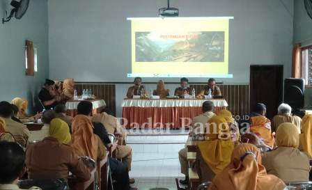 Pertemuan rutin K3S yang diselenggarakan di aula UPA Satuan Pendidikan Kecamatan Gondang (30/08)