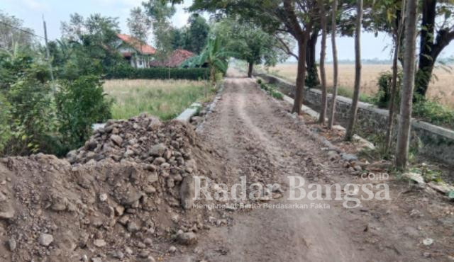 Dok : Foto Jalan Usaha Tani Desa Rancamulya - Carmadi Radar Bangsa