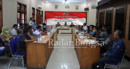 Saat kegiatan duduk bareng dengan para ketua paguyuban