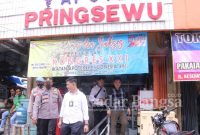 Anggota Polres Prinsewu saat pemantauan (IST)