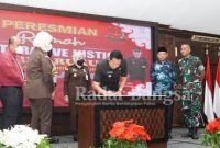 Bupati Lamongan Yuhronur Efendi meresmikan dua rumah RJ di Lamongan.  Senin (17/10) di Pendopo Lokatantra Lamongan (IST)