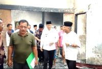 Wabup Pasaman saat datangi lokasi kebakaran (IST)