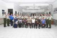 Bupati Lamongan Yuhronur Efendi menerima kunjungan siswa SMA Taruna 5 Brawijaya Kediri dan SMA Taruna Nusantara Magelang, di Guest House Lamongan, Kamis (29/12) ( Dok Pemkab Lamongan)