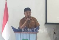 Budhi Hermawan,SH Kepala Dinas Kominfo Kabupaten Pasaman saat memberikan sambutan (RadarBangsa.co.id/Anafiah)