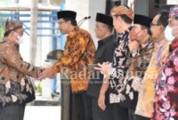 Bupati Sidoarjo lantik ratusa pejabat Eselon II, III dan IV,  Ir. Mochamad Bachruni Aryawan, MM sebagai kepala Dinas Perumahan Permukimam Cipta Karya dan Tata Ruang Sidoarjo (IST)