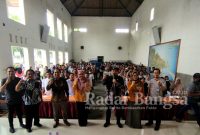 Kegiatan Sosialisasi Program JKN BPJS Kesehatan di Balai Desa Gayam (foto: Rurin)