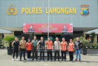 Tim Risk Assessment  saat Foto bersama di halaman Mapolres Lamongan ( Istimewa for RB)