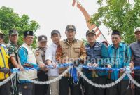 Bupati Lamongan Yuhronur Efendi beserta Kepala OPD Lamongan melakukan peninjauan di 3 Kecamatan, diantaranya Kecamatan Turi, Kecamatan Kalitengah, dan Kecamatan Karanggeneng. (25/01) ( Dok for RadarBangsa)