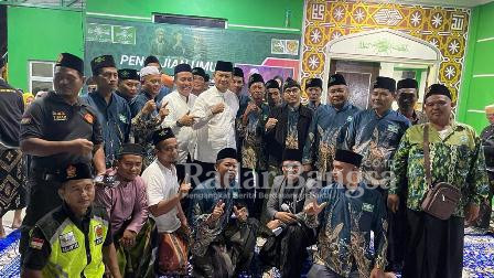 Bupati Lamongan Yuhronur Efendi saat menghadiri  pengajian umum dalam rangka silaturahmi bersama Ulama' dan Umaro', di NU Jalan Kebun Selangor Kuala Lumpur Malaysia. Sabtu (21/1) (Dok for RadarBangsa.co.id)
