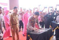 Kapolda Lampung Irjen Polisi Akhmad Wiyagus saat resmikan Gedung Baru Mako Polres Pringsewu, Selasa 31/01/23 (Dok.Humas Polres Pringsewu for RB)