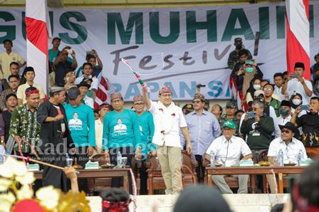  Ketua Umum Partai Kebangkitan Bangsa (PKB) Abdul Muhaimin Iskandar (Gus Muhaimin) membuka Festival Karapan Sapi Gus Muhaimin The Next 2024 di Stadion Raden Panji Mohammad Noer di Kabupaten Bangkalan, Madura, Minggu (26/2/2023)(Dok ISTIMEWA)