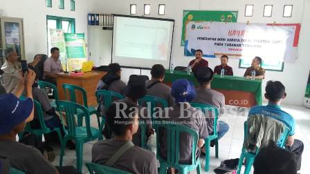 Petani Tembakau Desa Puncak Baru dan Cibuluh Cianjur ikuti Bimtek di Aula Utama UPTD BPP Cidaun. Kamis (23/02/2023) (Dok foto AE Nasusitoan/RadarBangsa.co.id)