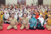 Bupati Lamongan Yuhronur Efendi saat memperingati hari kesatuan gerak (HKG) PKK ke 51di Aula Gadjah Mada Pemkab Lt.7,Selasa (21/2) (Dok Pemkab Lamongan for RadarBangsa.co.id)