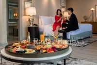 Hidangan bertema manisnya jatuh cinta yang beratmosfer romantis dalam drama Korea populer 