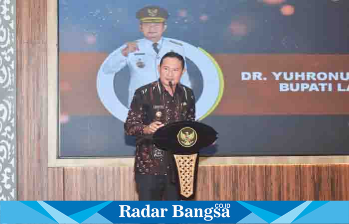 Bupati Lamongan Yuhronur Efendi menyampaikan pentingnya perencanaan sebagai bagian penunjang keberhasilan Lamongan tahun 2024, Kamis (30/3), di Aula Gadjah Mada Pemkab Lamongan,(Dok Prokopim for RadarBangsa.co.id)