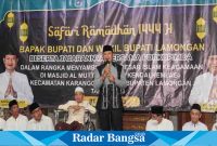  Bupati saat melaksanakan safari Ramadhan 1444 Hijriah, Jumat (31/3) di Masjid Al Muttaqin Desa Kendalkemlagi Kecamatan Karanggeneng. (Dok pemkab for RadarBangsa.co.id)