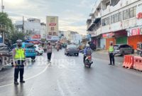 Suasana saat jajaran satlantas Polres Pringsewu pantai kondisi lalu lintas, Kamis, 02/03/2023.(dok.humas for DRM/RB)