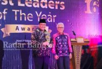  Bupati Pasaman H. Benny Utama didapuk sebagai 'Best Leader Of The Year Award' Ranah Minang bersama 15 Tokoh Sumatera Barat (Dok foto Pemkab Pasaman for Anafiah/RadarBangsa.co.id)
