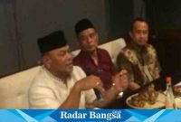 Rahmat Muhajirin bertemu para para pedangan pasar se -Kabupaten Sidoarjo ,Sabtu (25/3) di Rata bata resto (Foto: Rino Tutuko )