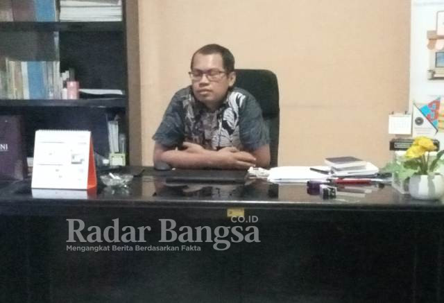 Kepala cabang Bulog Soppeng Faisal saat ditemui di ruangannya Jumat (10/03/2023) (Dok foto Sofyan)