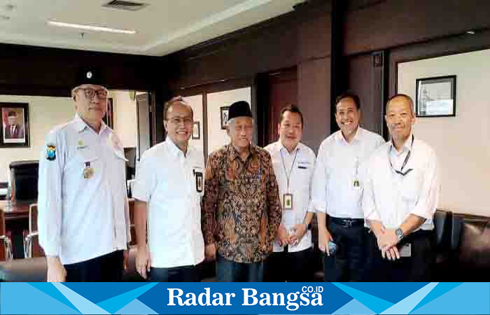  Rais Syuriah Pengurus Besar Nahdlatul Ulama  (PBNU) Prof. Dr. Ir. Mohammad Nuh, DEA di kantor, Jalan Jagir Wonokromo 104, Surabaya (Senin, 27/3). (Dok foto Pribadi)