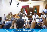 Gubernur Khofifah menerima kunjungan kerja Kanwil DJP Jatim I di Gedung Negara Grahadi, Surabaya (Dok foto KMF Jatim for RadarBangsa.co.id)