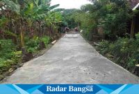 Pembangunan Rabat jalan yang berlokasi di Dusun Mangirejo. (Dok foto Wito)