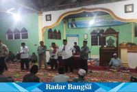Bupati Benny Utama berikan sambutan saat kunjungan safari Ramadhan di Masjid Agung Kampung Kajai ( Dok foto Yulia)