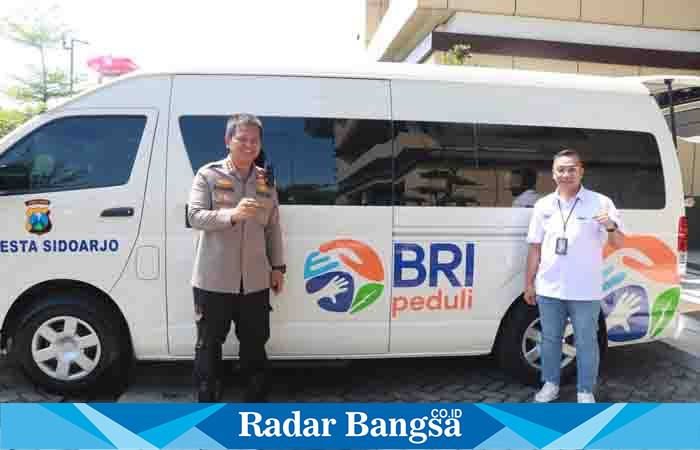 Polresta dapat bantuan satu unik mobil dari BRI ,Jum at (14/4) di Polresta (Foto : Rino Tutuko )