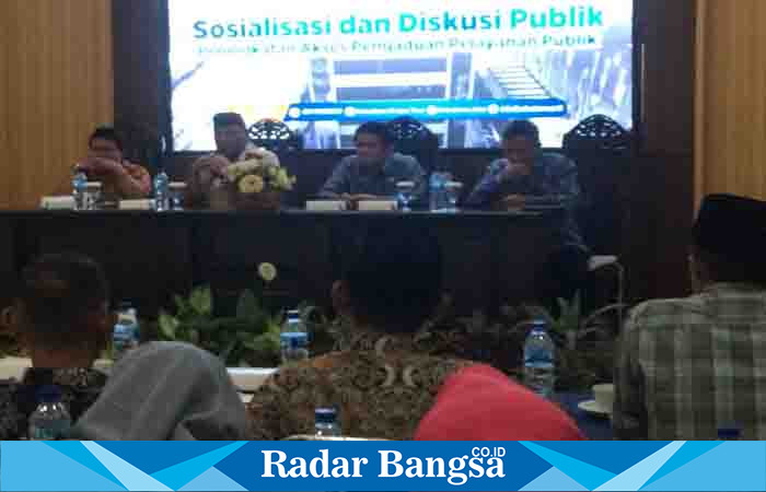 Komisi DPR RI ll dan Ombudsman diskusi bareng,Sabtu (20/5) di Edotel Buduran Sidoarjo  (Foto: Radarbangsa )