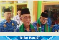 Bupati Bondowoso Drs. KH. Salwa Arifin