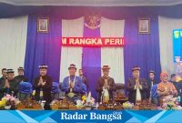 Puncak acara pada perayaan Hari Ulang Tahun (HUT) Kabupaten Lahat digelar sidang paripurna X masa persidangan ke tiga dalam rangka HUT Kabupaten Lahat ke 154 perayaan ke XXV tahun 2023, di Gedung DPRD Kabupaten Lahat. Sabtu (20/05/2023). (Dok foto Usman)