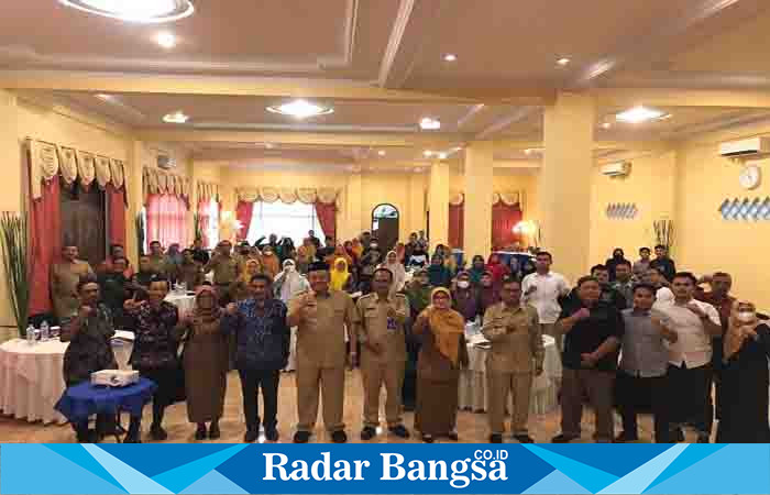 Kegiatan lokakarya penyusunan rancangan peraturan daerah (ranperda) yang bekerjasama dengan USAID ERAT Jatim tersebut diadakan di Hall Grand Hotel Mahkota Lamongan selama dua hari mulai hari ini Selasa (16/5) dan hari Rabu besok. (Dok Foto RadarBangsa.co.id)