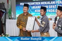 Bupati Lamongan Yuhronur Efendi 