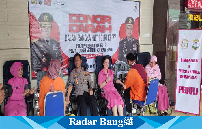 Polres Lumajang, ketika menggelar aksi donor darah, di Halaman Mapolres Lumajang, Kamis (15/6/2023)(Dok Humas Polres Lumajang, for Riyaman)