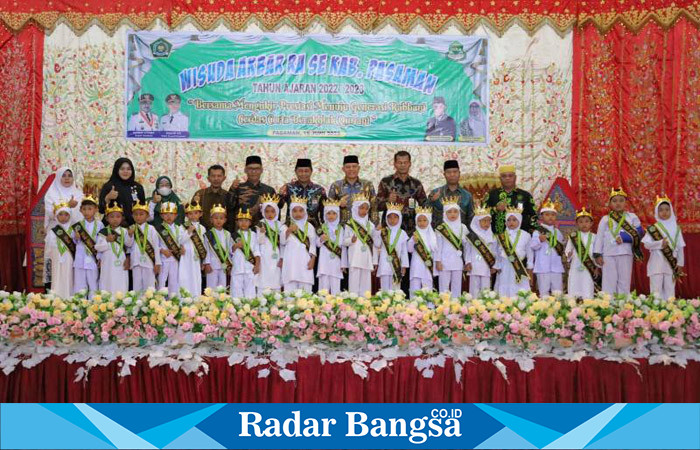 Sabar AS, Wabup Pasaman, wisuda anak TK Raudhatul Athfal se Kabupaten Pasaman