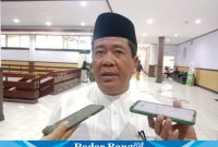 Hal itu disampaikan oleh H.Mundandar, SP, ST. MM staf Ahli Bupati Bondowoso usai mempimpin rapat persiapan kegiatan HUT ke 78 pada 17 Agustus mendatang di Ruang Shaba Bhima Praja I Gedung Pemkab Bondowoso, Kamis 20/07/2023.
