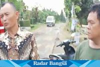 Kepala Dusun 02 Pekon Bandung Baru Barat, Rahmanuddin saat kami konfirmasi terkait keluhan warga, Rabu, 12/06/2023.(dok.Nazori/Darmawan/Radarbangsa)