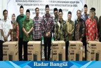 Bupati bagi Sound  Se Desa Kec Candi ,Jumat (11/8) di Sugiwaras (Foto: Radarbangsa)