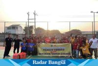 Wartawan futsal bersama humas kapolresta ,Jum at (11/8) di Polresta (Foto: Radarbangsa)