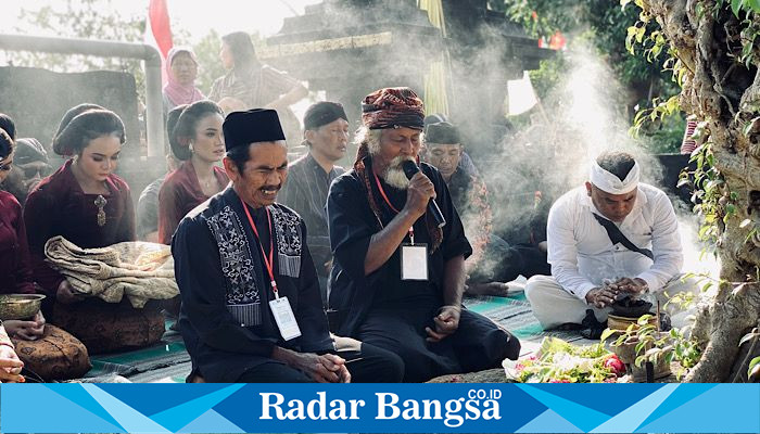 Pepunden Mbah Showijoyo sesepuh cikal bakal dusun besuk (foto:Hikam)