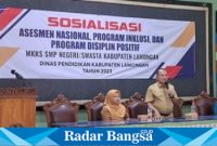 Kadisdik Lamongan, Ir. Munif Syarif saat acara sosialiasi 