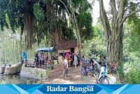  Potret Warung Tengah Tegalan, di dam Rowosumo, Dusun Darungan, Desa Wonokerto, Kecamatan Tekung, Kabupaten Lumajang, Minggu (6/8/2023). (Dok Riyaman/Radarbangsa.co.id)