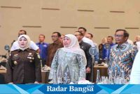  Gubernur Jatim, Khofifah Indar Parawansa saat menghadiri Forum Diskusi Sentra Gakkumdu di Surabaya