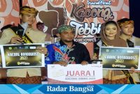 Puan Ayre Mitrisnani Siswi SMAN 2 Bondowoso terpilih menjadi Jebbing di Malam Grand Final Pemilihan Kacong Jebbing Kabupaten Bondowoso Tahun 2023.