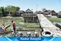 Jembatan klurak rampung Prediksi Rampung November ,Senin (11/9) Foto (Radarbangsa)